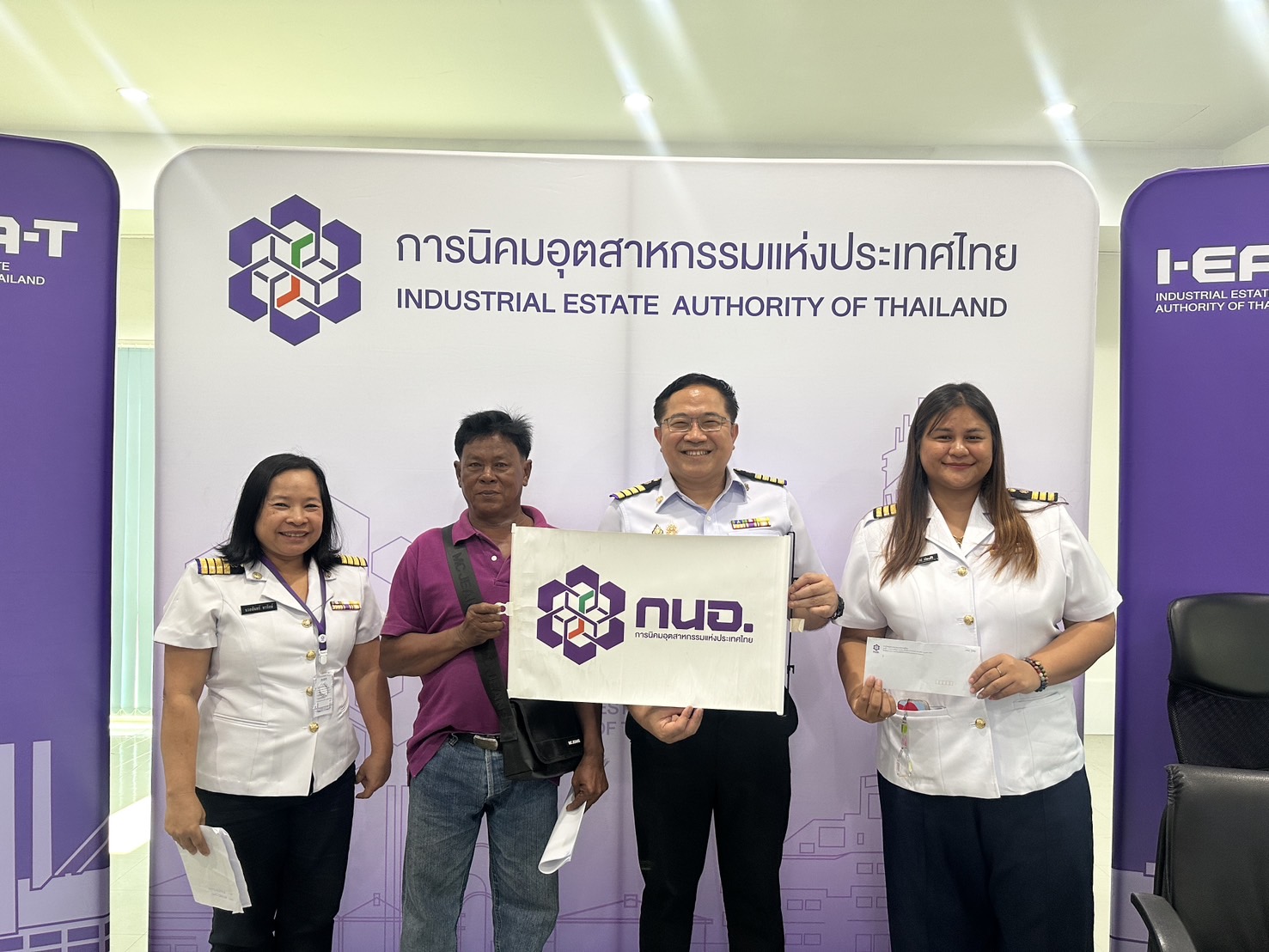 สทร. ร่วมสนับสนุนจัดประเพณีสงกรานต์ ประจำปี 2568 ณ กลุ่มประมงแหลมรุ่งเรือง