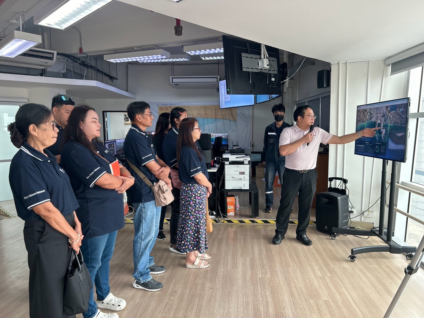 LINE ALBUM 13368 250313 46